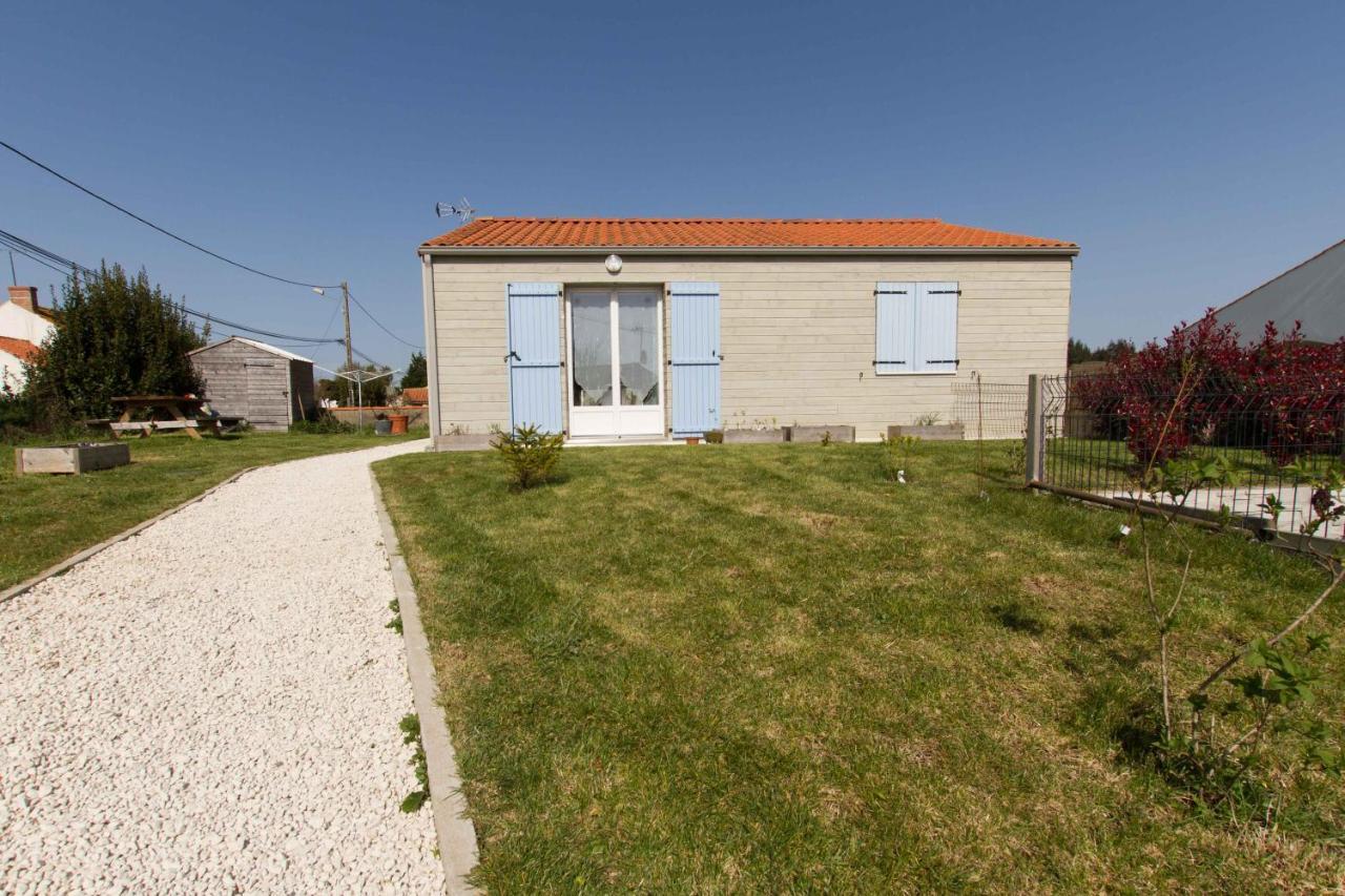 Le Chalet Vendeen Saint-Hilaire-la-Forêt Exterior photo